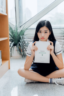 奇怪的她 电影